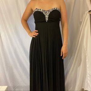 black formal homecoming dress